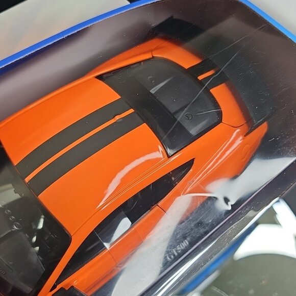 Maisto  Mustang Shelby GT500 2020 1:18 Scale Diecast Model Car Orange - Picture 5 of 16